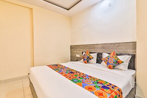 Fabhotel Ls Grand