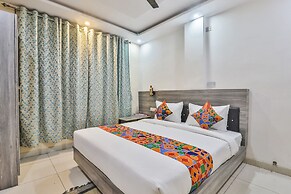 Fabhotel Ls Grand