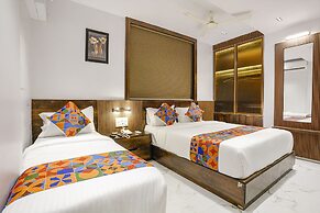 Fabhotel Peralz