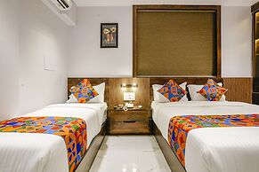 Fabhotel Peralz