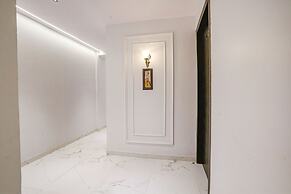 Fabhotel Peralz