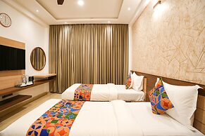 FabHotel 7 Hills