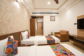 FabHotel 7 Hills