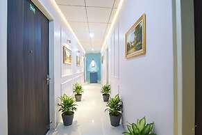 Fabhotel Alpha
