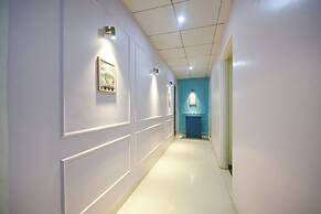 Fabhotel Alpha