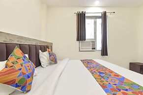 Fabhotel Dev Palace