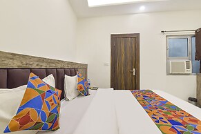 Fabhotel Dev Palace