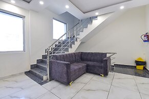 Fabhotel Dev Palace