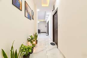 Fabhotel Dev Palace