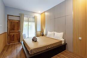 Creative Trawangan Stay