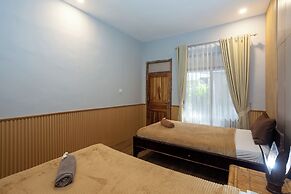 Creative Trawangan Stay