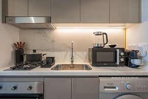 Modern Studio 10mins to Dubai Mall