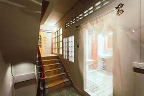 Stash Hostel