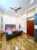 Trilok Residency