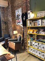 ALLEY ROOMS