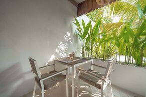 Oasis Dhigurah
