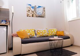 Rooms and apartments Paese