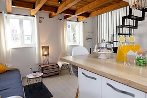Rooms and apartments Paese