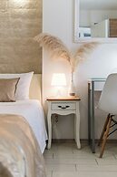 Rooms and apartments Paese