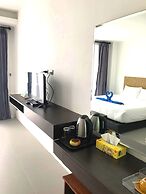 Rockstar Beach Apartments