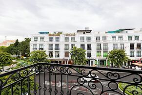 Luxhome Mekong Hotel