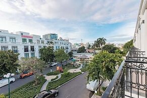 Luxhome Mekong Hotel