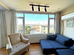 Kuzguncuk View