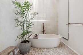 Bi Design House