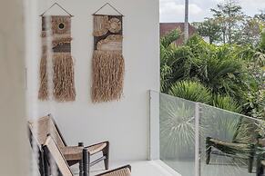 Bi Design House
