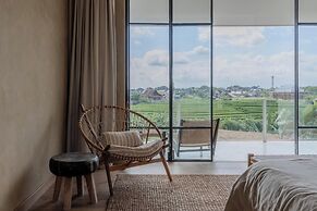 Bi Design House