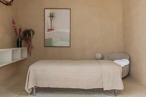 Bi Design House