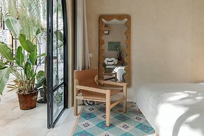 Bi Design House