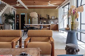 Bi Design House