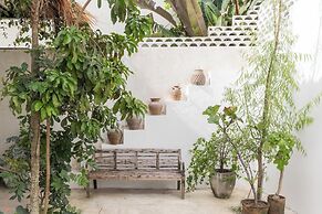 Bi Design House