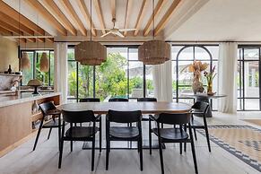 Bi Design House
