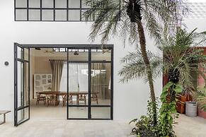 Bi Design House