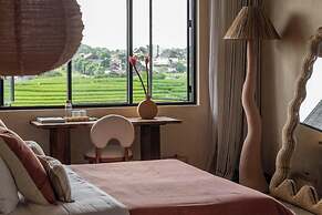 Bi Design House