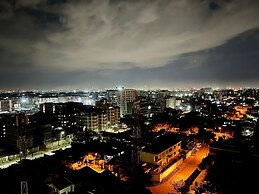 Lux Suites Fedha Studio Apartments