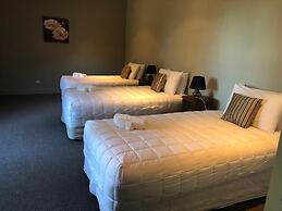Teschemakers Resort