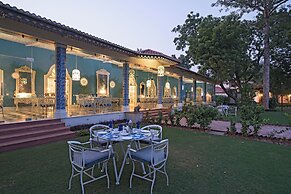 Raj Niwas Palace