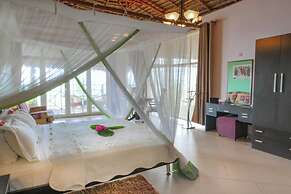Villa Fleurdelys - Sleeps 24 - Pool - Cool Jacuzzi