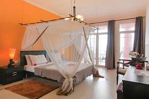 Villa Fleurdelys - Sleeps 24 - Pool - Cool Jacuzzi