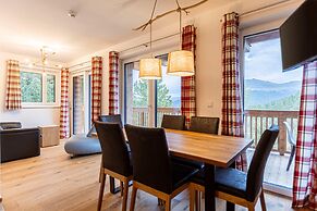 Spacious Apartment With Terrace