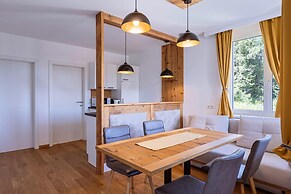 Nice Apartment With Balcony or Terrace