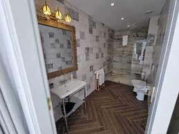 Ocean View Apartments - Ocean View