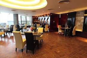 Hotel The Cox Today