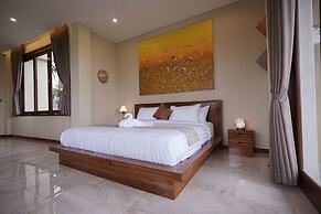 Gilded Palms Villa, Ubud Payangan, Bali