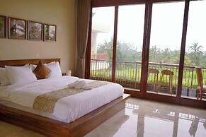 Gilded Palms Villa, Ubud Payangan, Bali
