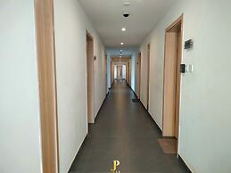 Astoria Apartments Lavington