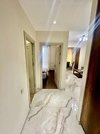 1bdr luxury apartment